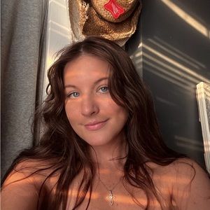 Meet your Posher, Laiken